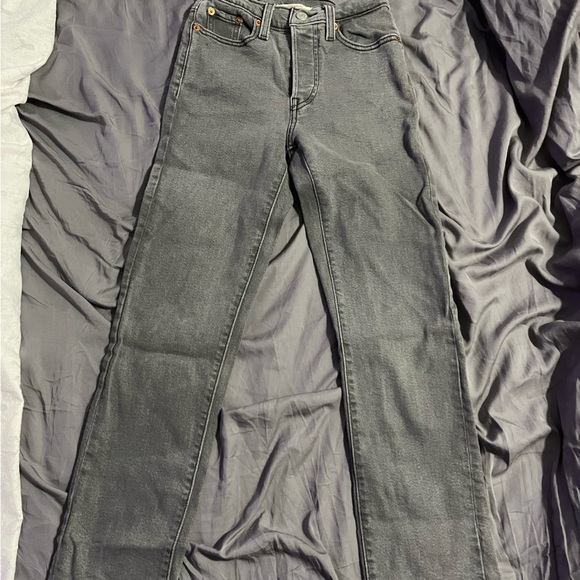 23W 26L Levi’s Wedgie Straight Jeans - Picture 1 of 2